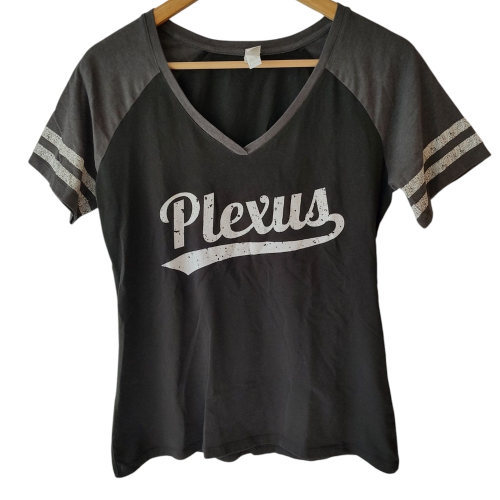 District Black, Grey, White Short Sleeve Baseball Tee Size Medium